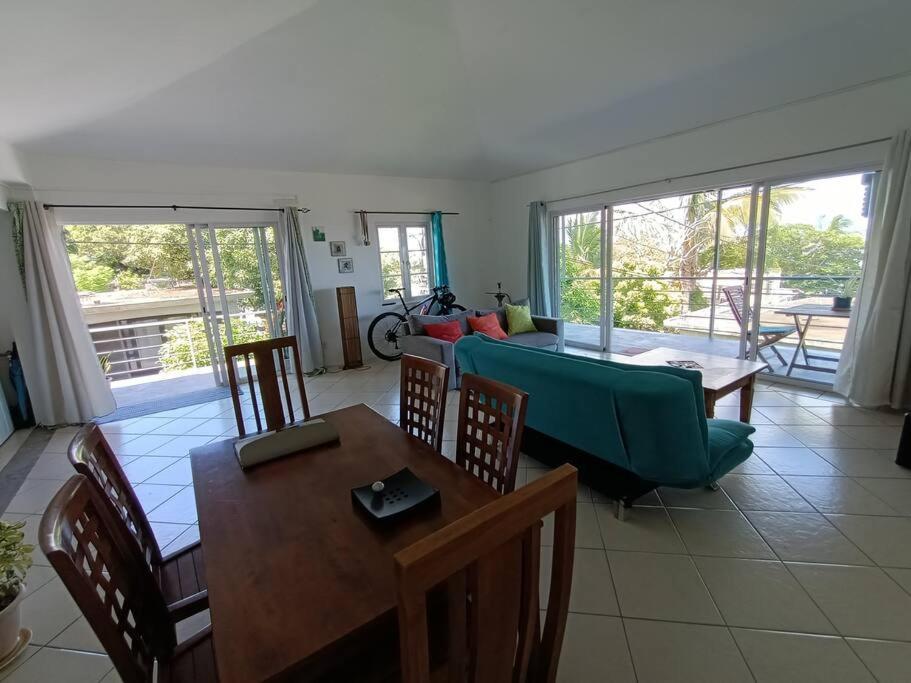 Surf House Holidays Ruisseau Creole エクステリア 写真